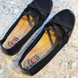 Earth Spirit Gelron Peni Women's Black Patent Leather Ballerina Mesh Flats